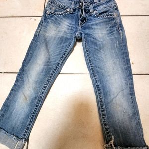 Miss Me brand capris size 26